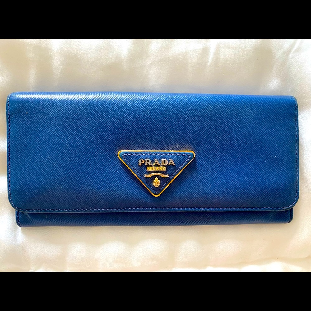 PRADA saffiano leather wallet